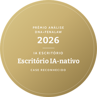 Selo do Prêmio Análise DNA+FENALAW 2026: Escritório IA-nativo, case reconhecido